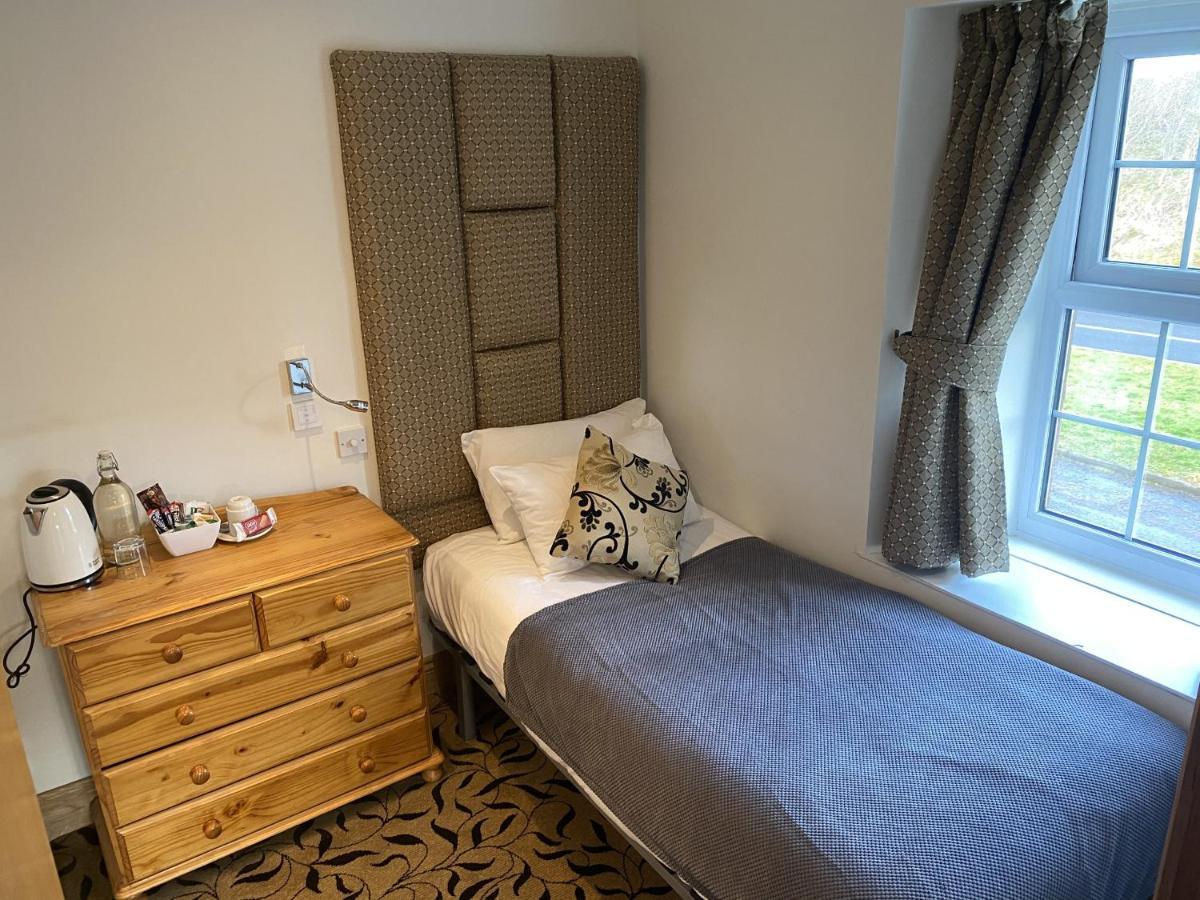 The Blue Bell Crookham Hotel Cornhill on Tweed Kamer foto